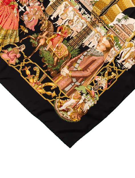 Hermès Splendeur des Maharajas Silk Scarf 